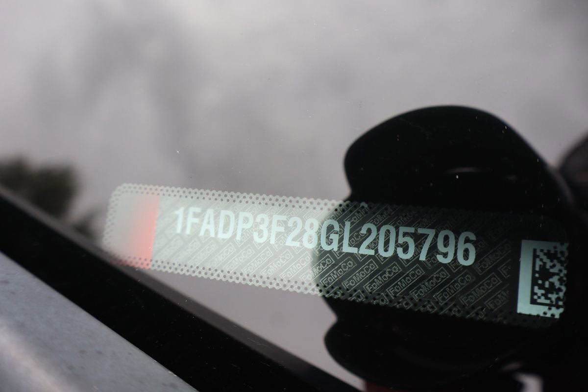 Used 2016 Ford Focus SE FWD image 46