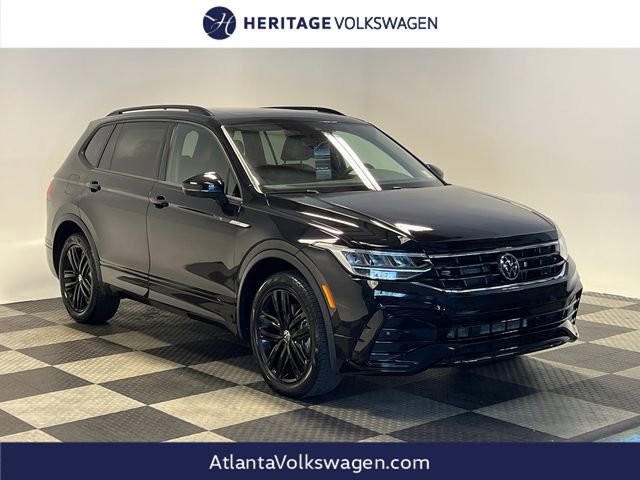 Certified 2022 Volkswagen Tiguan SE R-Line FWD image 1
