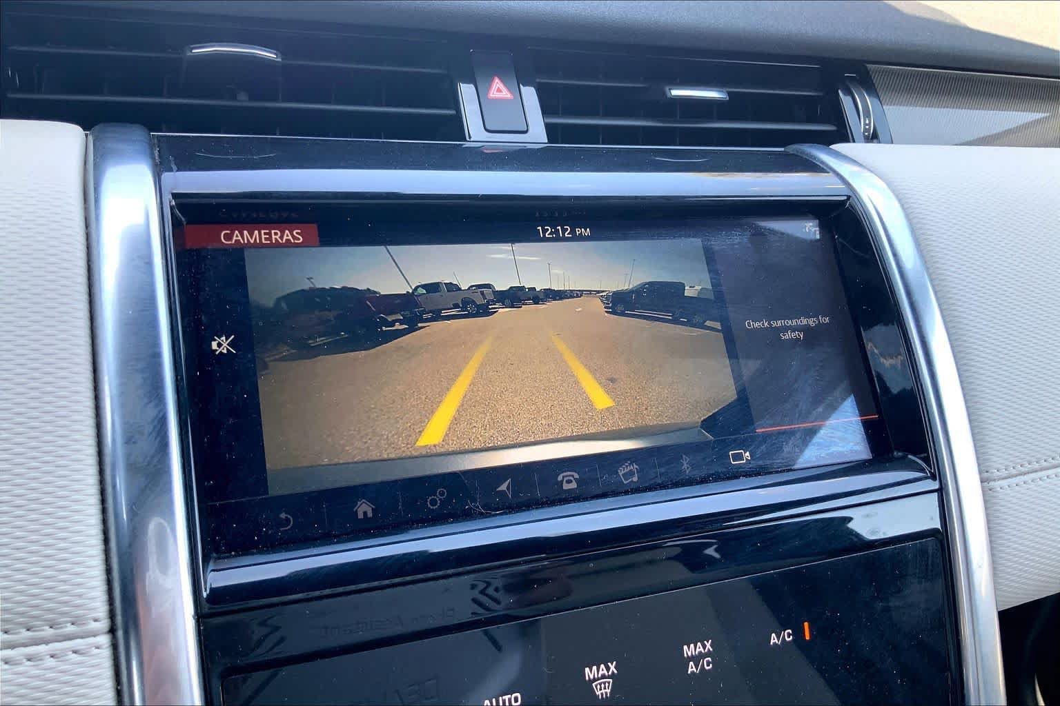 Used 2020 Land Rover Discovery Sport SE R-Dynamic AWD/4WD image 27