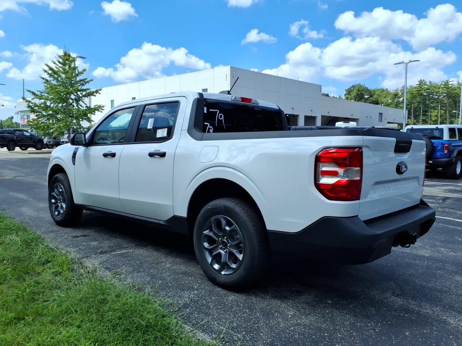 New 2026 Ford Maverick XLT w/ Equipment Group 301A AWD/4WD image 6