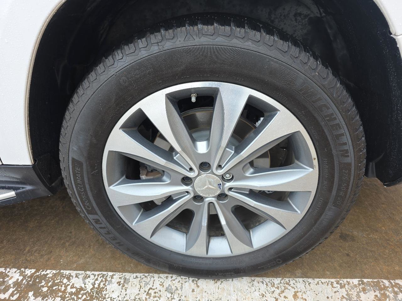 Used 2015 Mercedes-Benz GL 450 4MATIC image 32