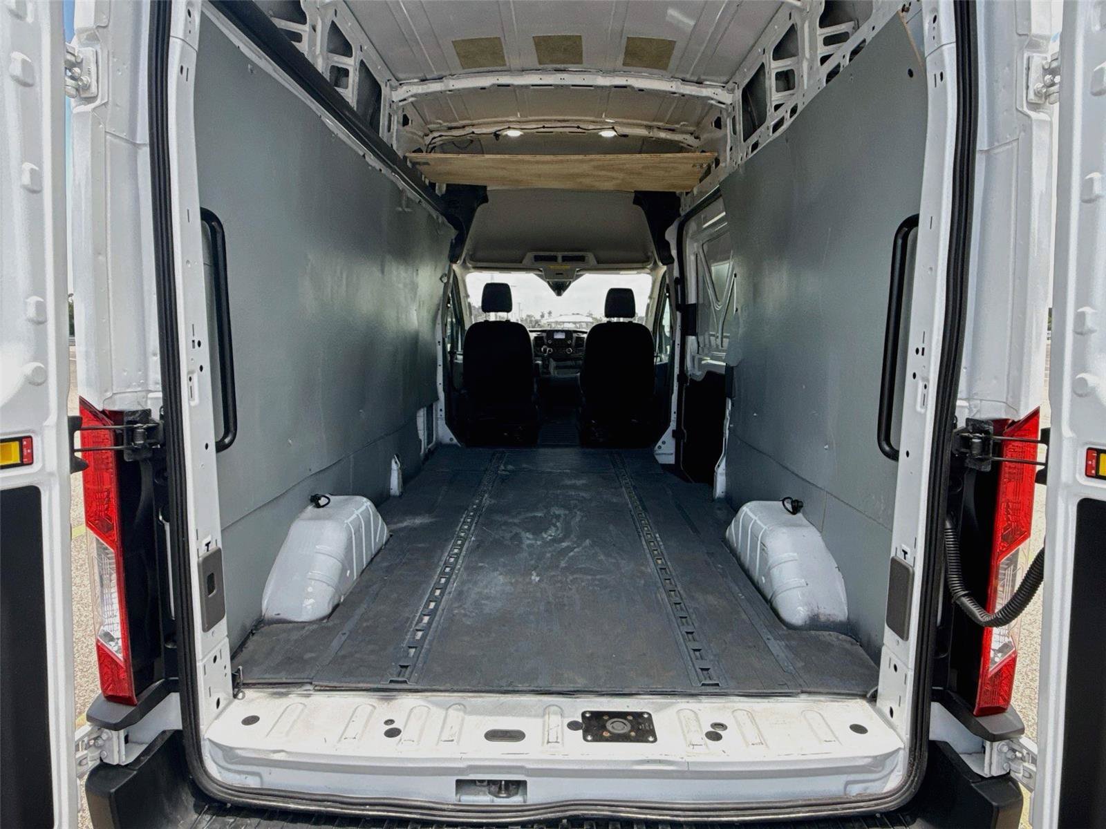 Used 2024 Ford Transit 350 148 High Roof RWD image 16