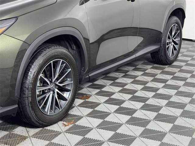 Used 2025 Lexus NX 350 AWD image 13