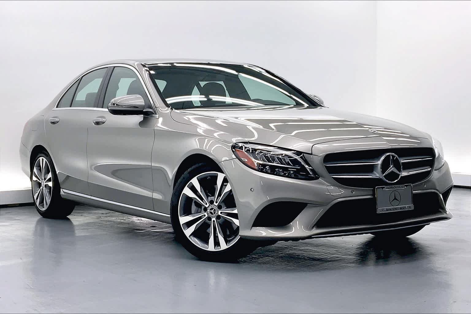 Used 2019 Mercedes-Benz C 300 Sedan image 2