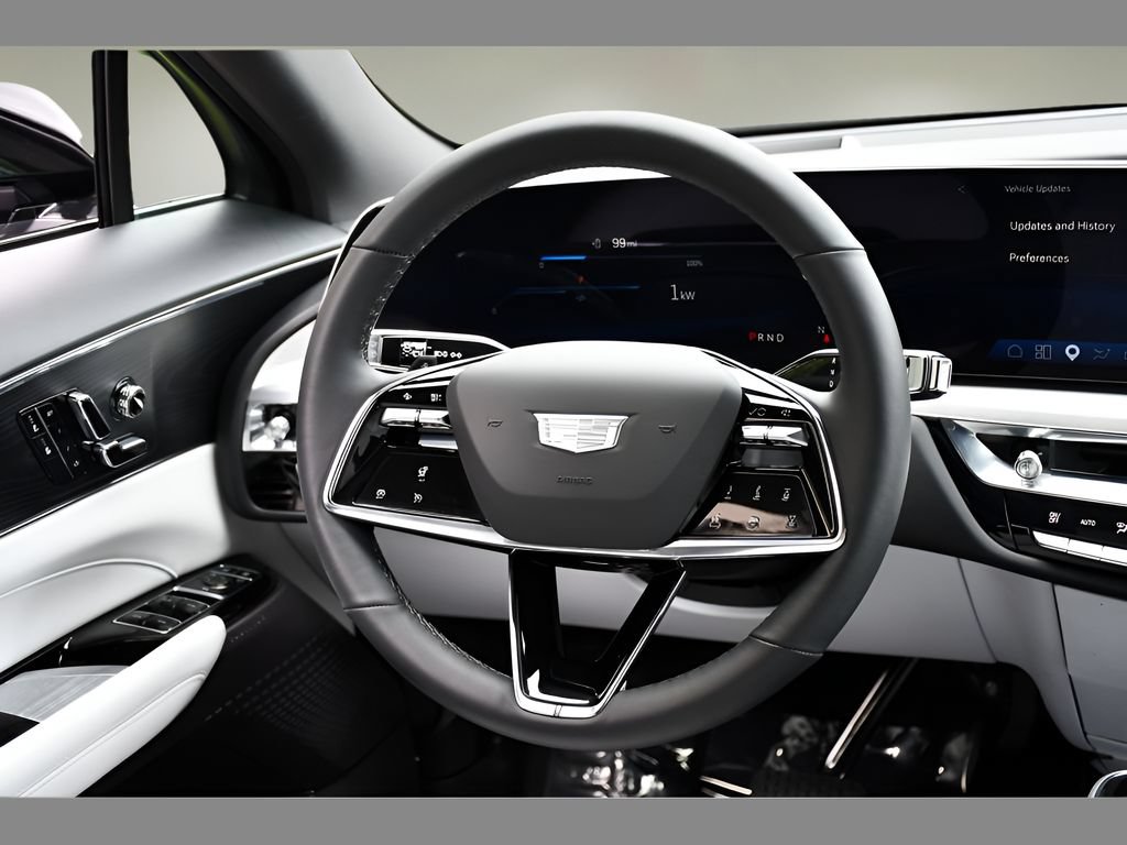 Used 2024 Cadillac Lyriq Sport AWD/4WD image 17