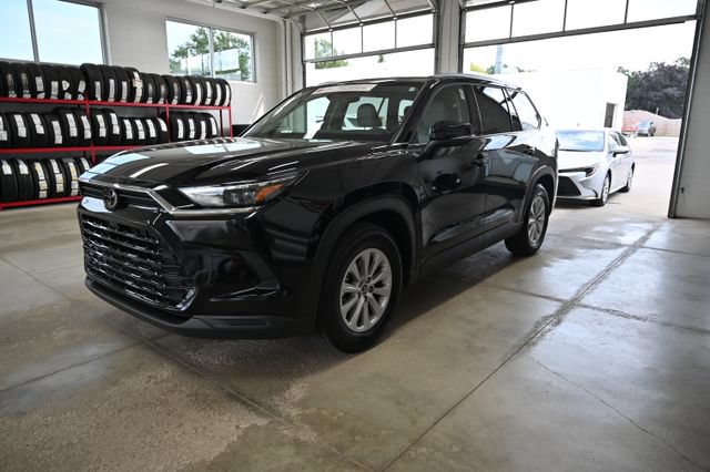 Certified 2026 Toyota Grand Highlander AWD image 8