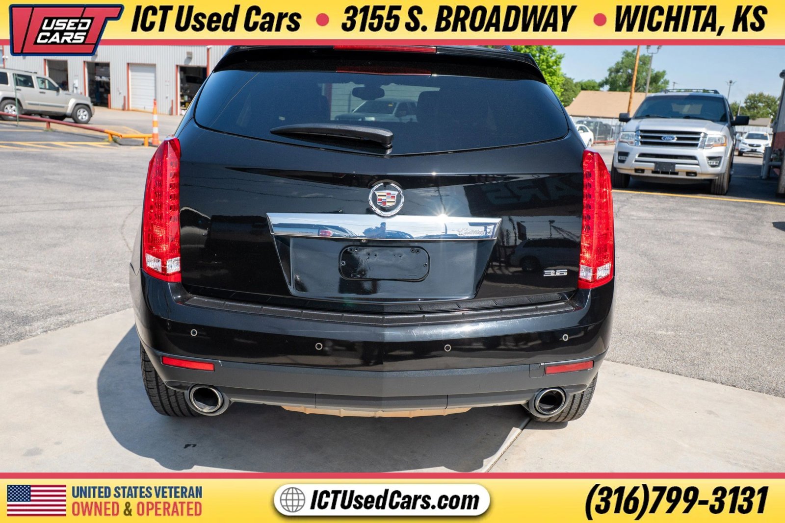 Used 2016 Cadillac SRX Luxury FWD image 3