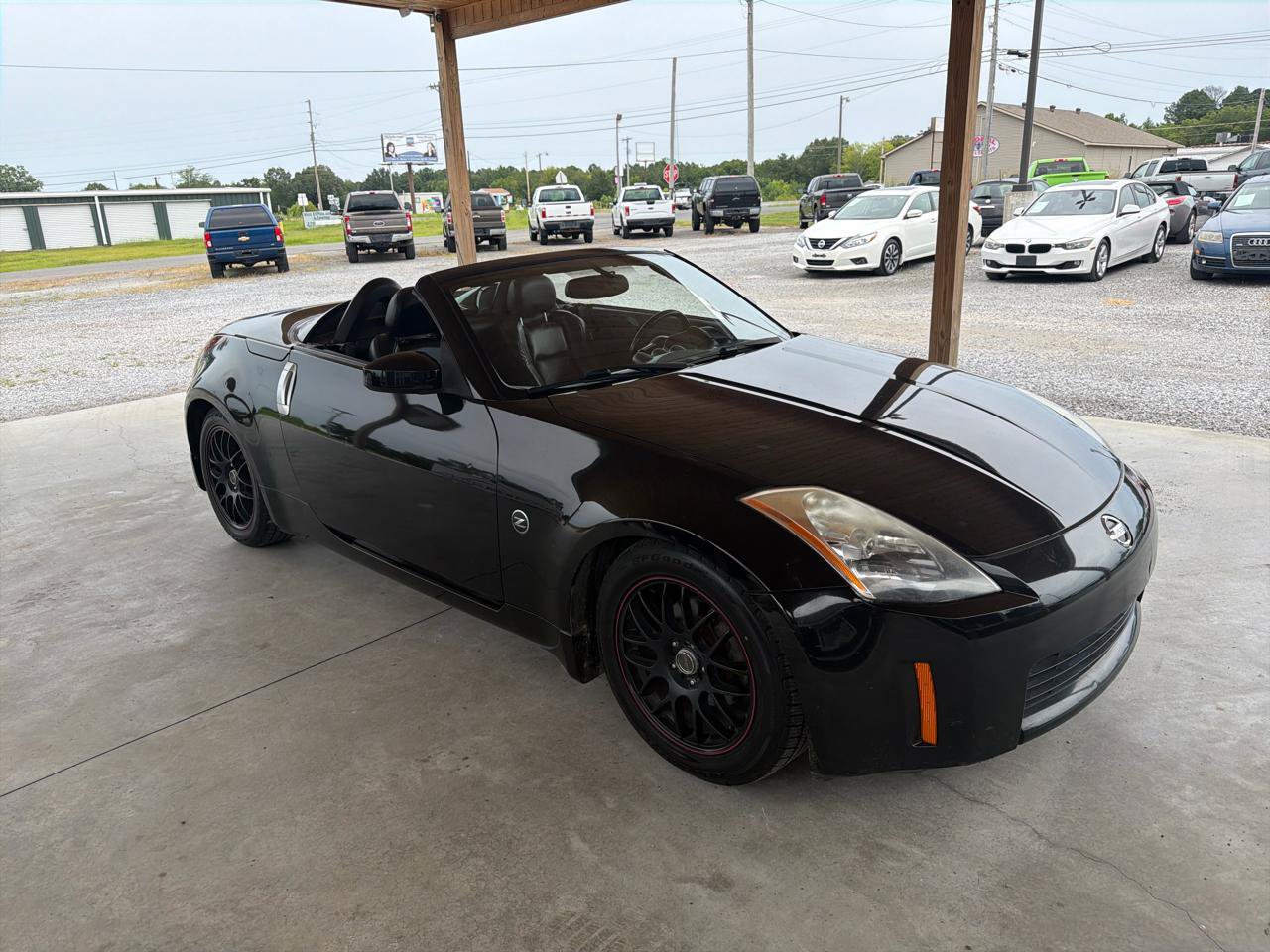 Used 2005 Nissan 350Z Enthusiast RWD image 8