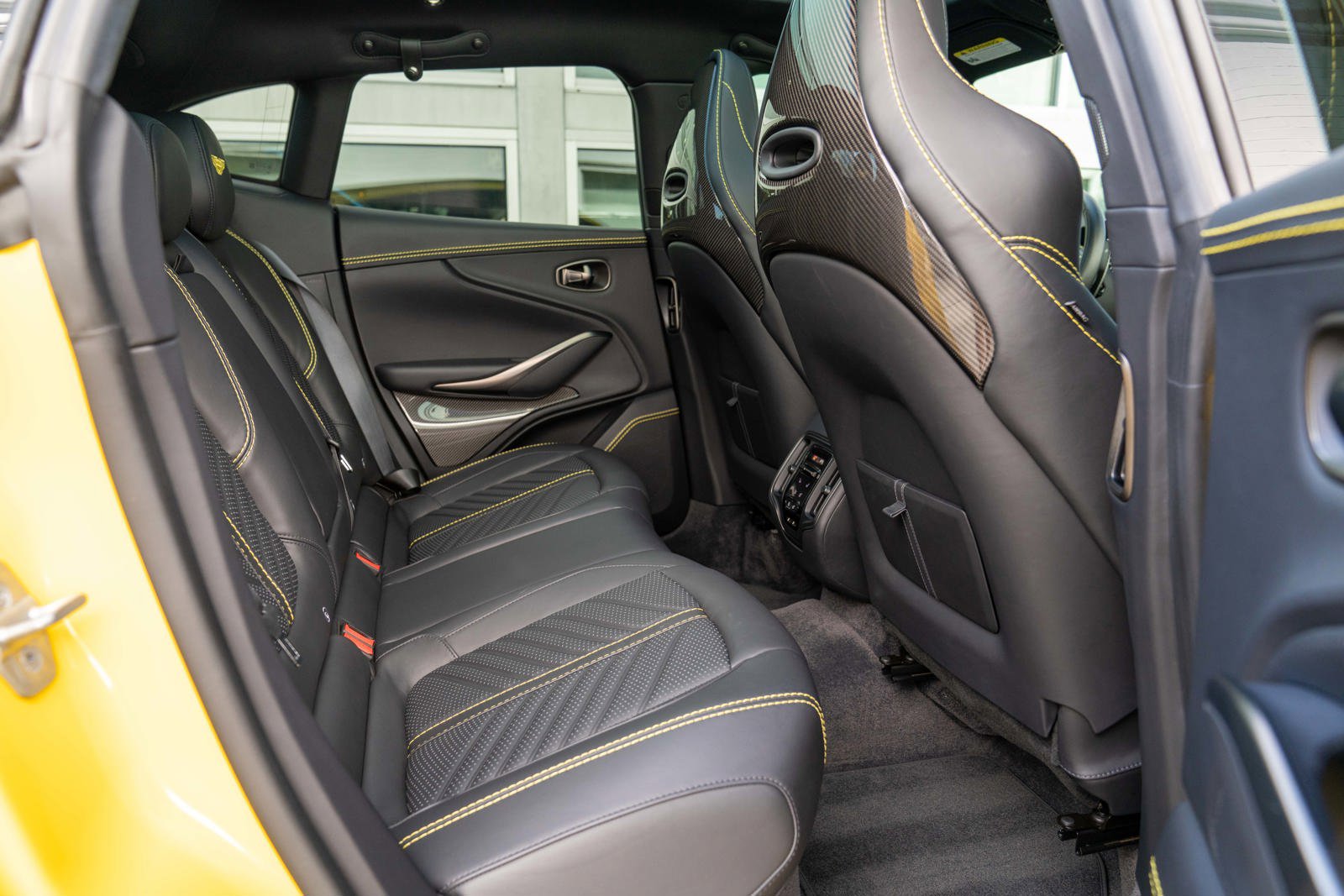 Used 2023 Aston Martin DBX 707 image 36