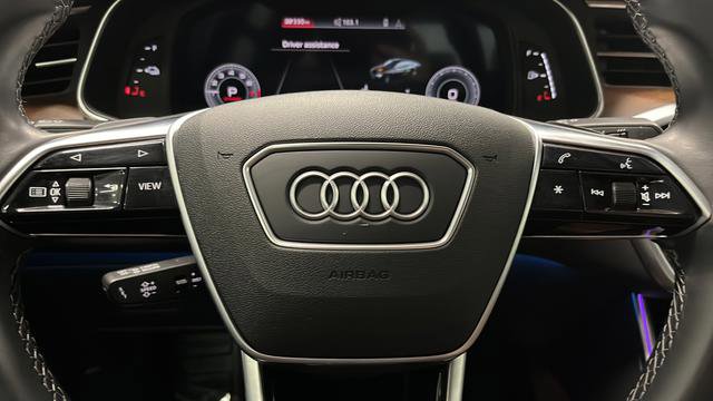 Used 2021 Audi A7 e Premium Plus w/ Executive Package image 16