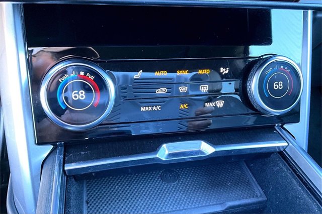 Used 2023 Land Rover Range Rover SE image 22