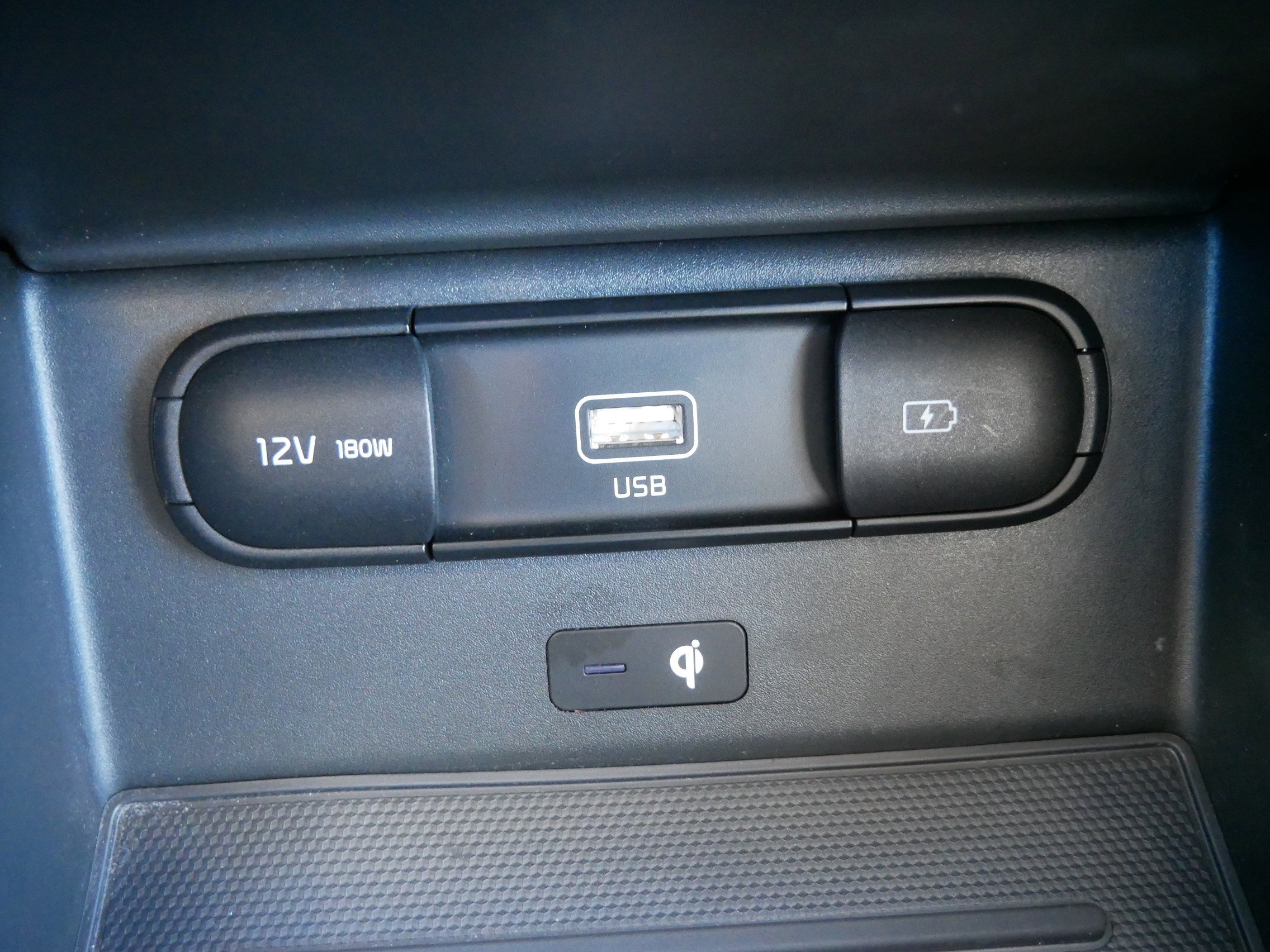 Used 2022 Kia Telluride SX w/ SX Prestige Package image 36