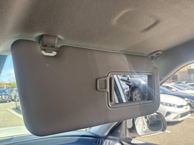 Used 2023 Kia Soul LX image 27