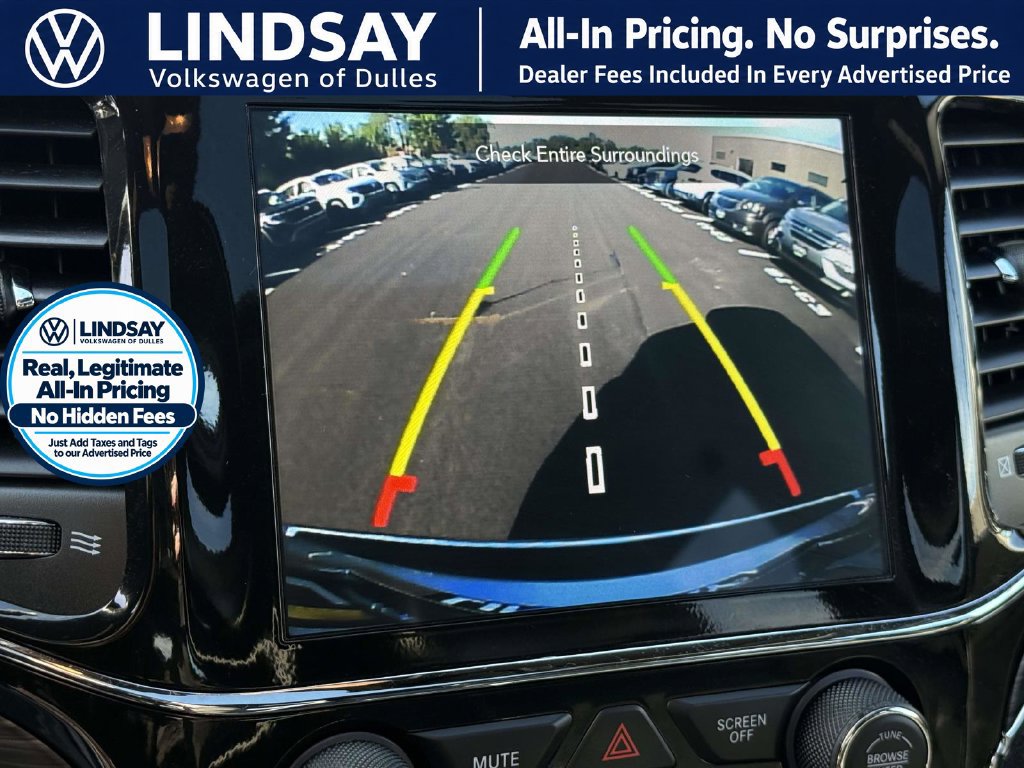 Used 2021 Jeep Grand Cherokee Limited w/ Premium Lighting Group AWD/4WD image 17