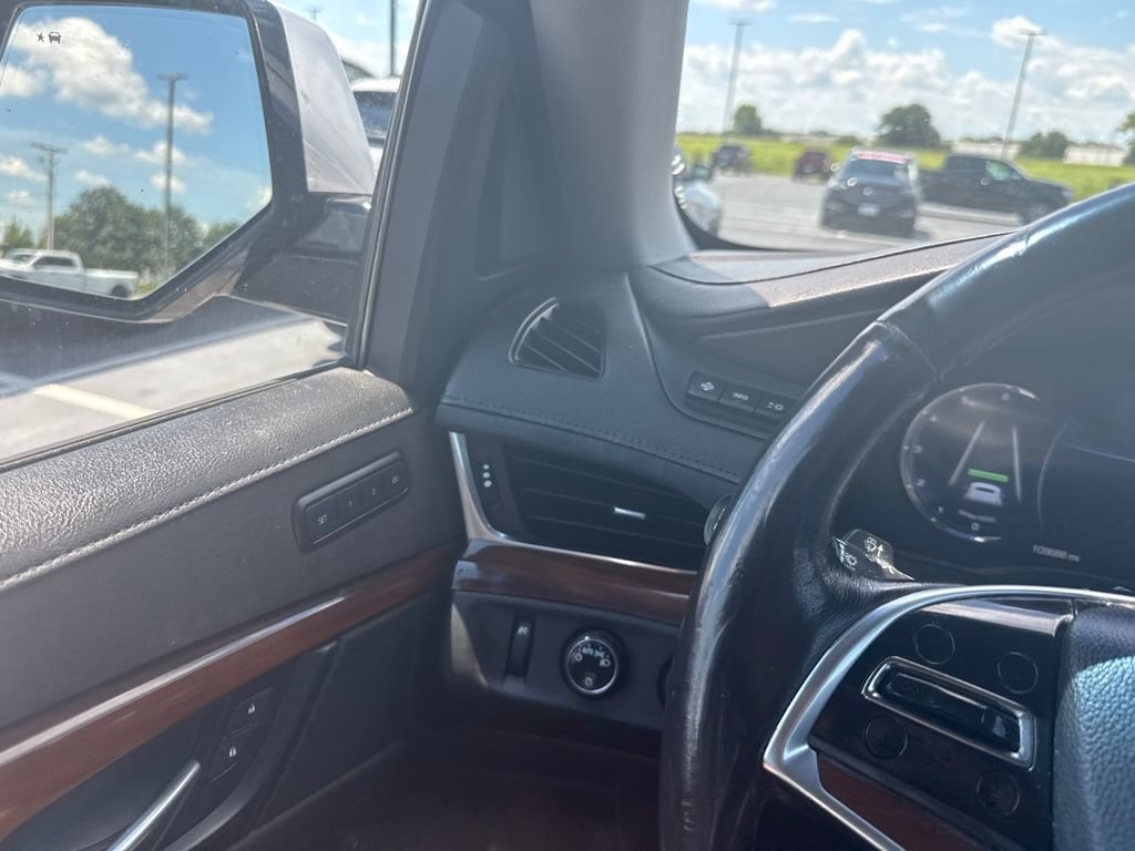 Used 2019 Cadillac Escalade ESV Luxury AWD/4WD image 23