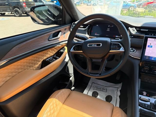 Used 2024 Jeep Grand Cherokee Summit w/ Adv Protech Group IV AWD/4WD image 18