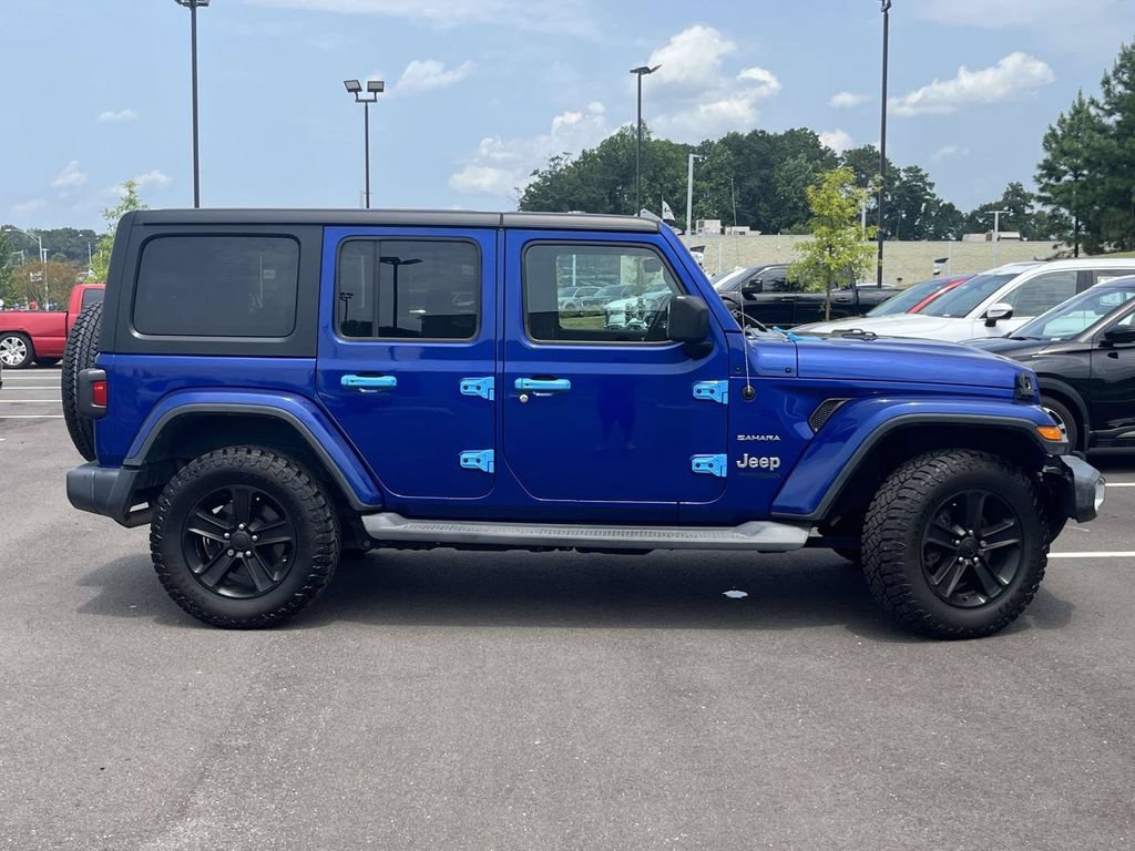 Used 2019 Jeep Wrangler Unlimited Sahara w/ Cold Weather Group AWD/4WD image 2