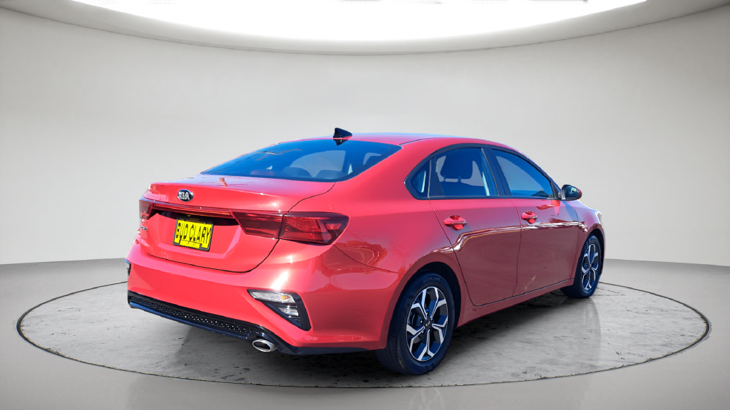 Used 2019 Kia Forte LXS FWD image 5