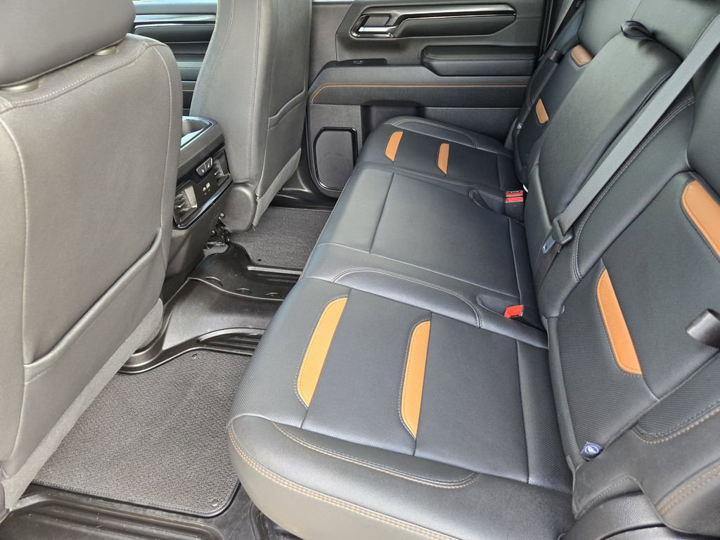 Used 2024 GMC Sierra 2500 AT4 w/ AT4 Preferred Package image 29