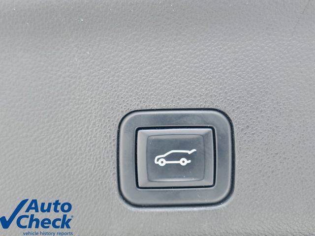 Certified 2022 Cadillac Escalade Sport RWD image 12