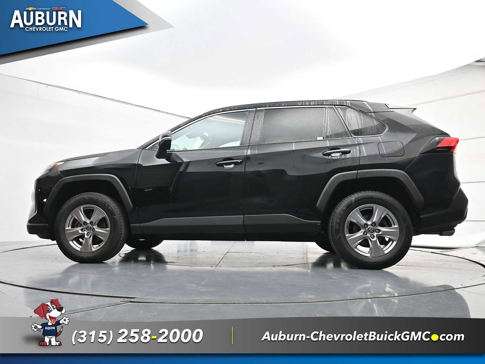 Used 2022 Toyota RAV4 XLE image 20