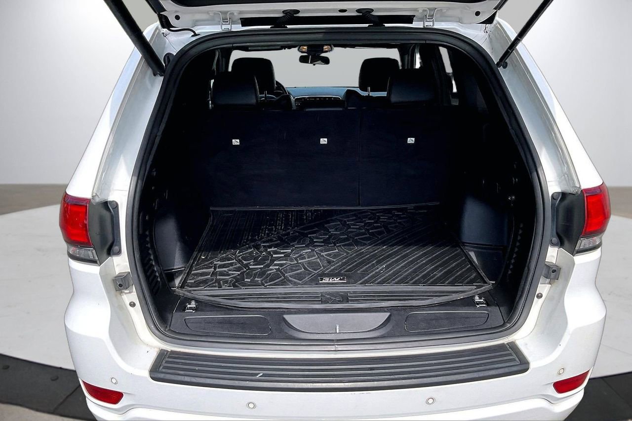 Certified 2021 Jeep Grand Cherokee Laredo X RWD image 26