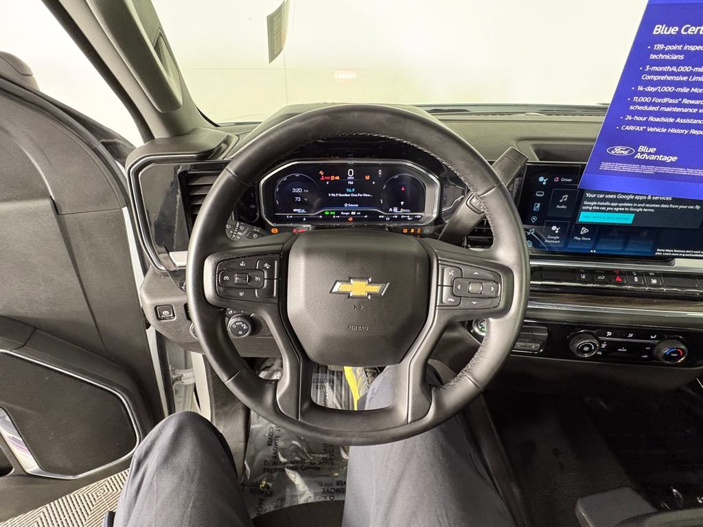 Used 2024 Chevrolet Silverado 3500 LT AWD/4WD image 14