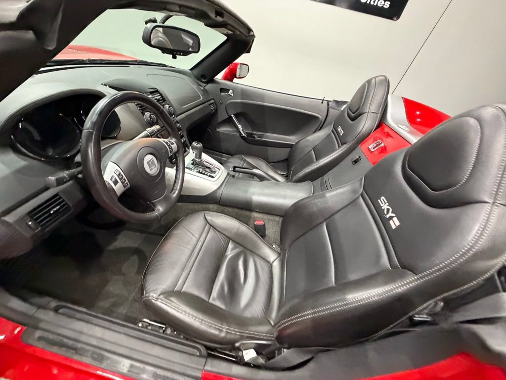 Used 2008 Saturn Sky Red Line image 21