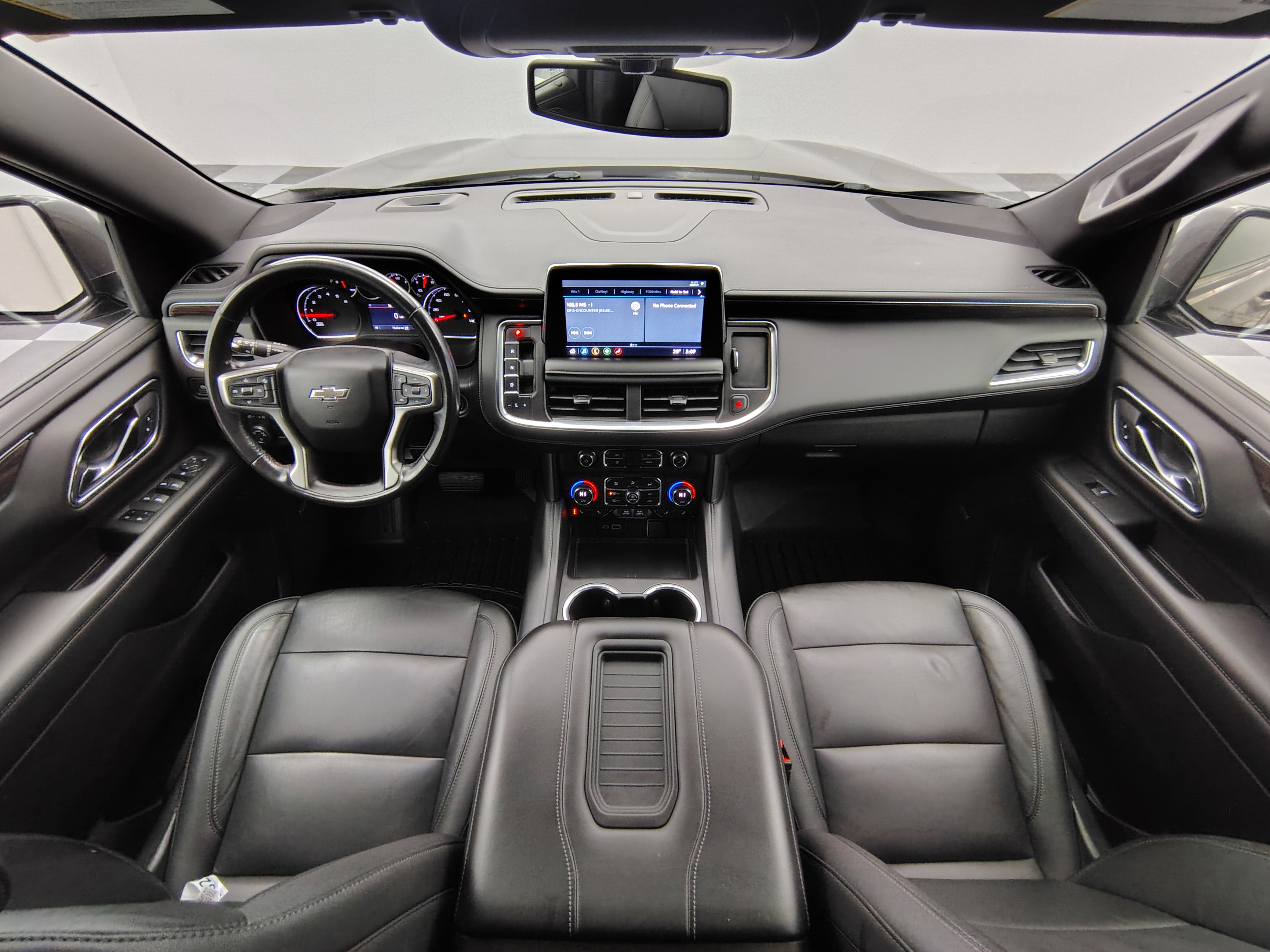 Used 2021 Chevrolet Tahoe Z71 image 2