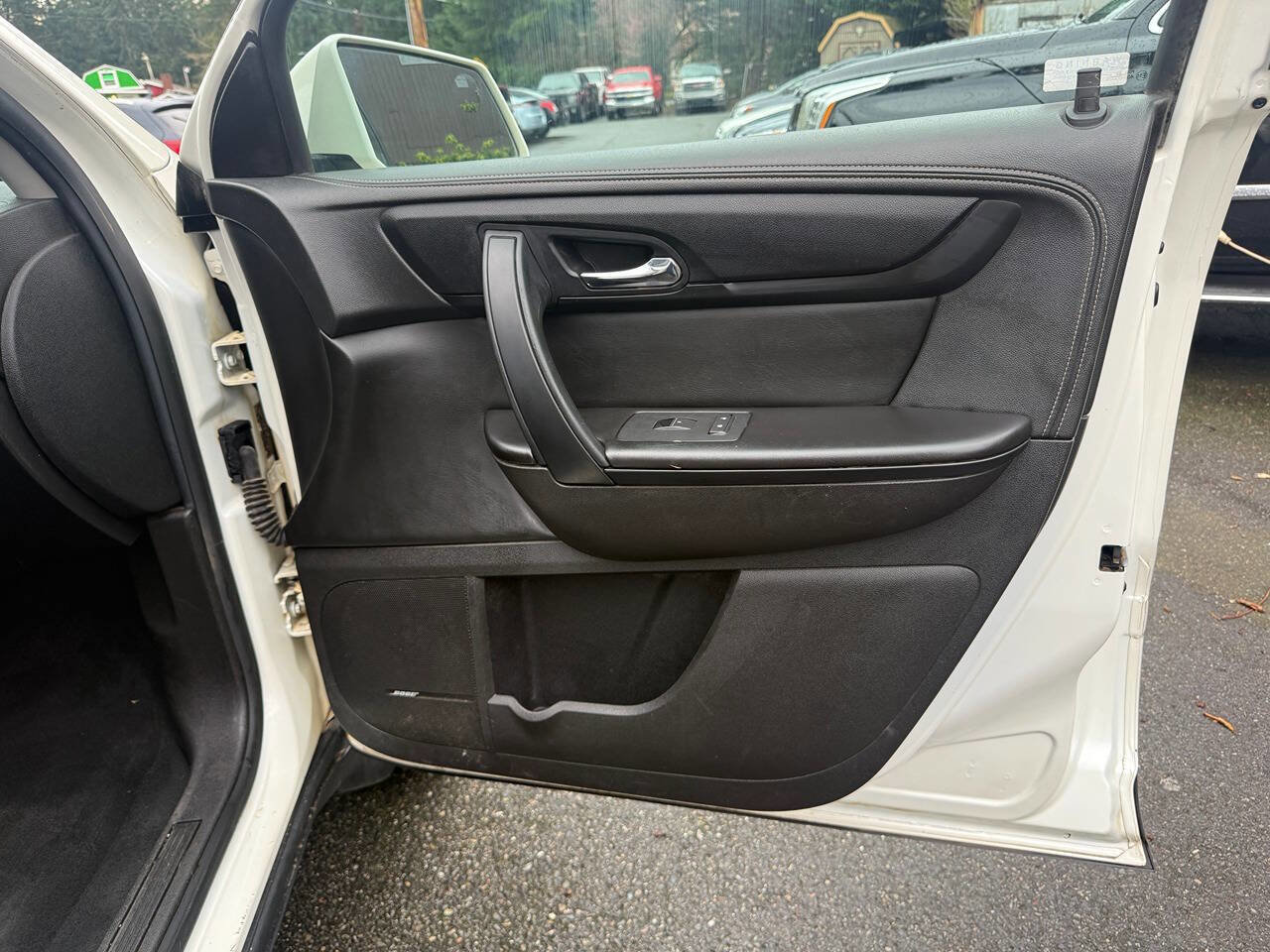 Used 2014 Chevrolet Traverse LT AWD/4WD image 27