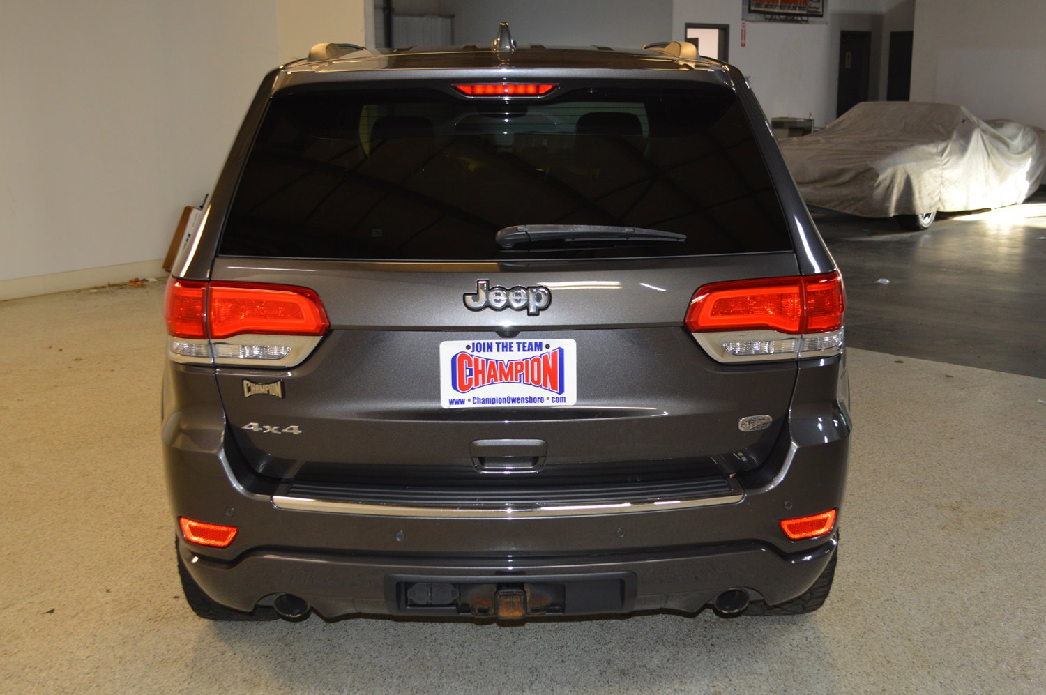 Used 2019 Jeep Grand Cherokee Overland image 4