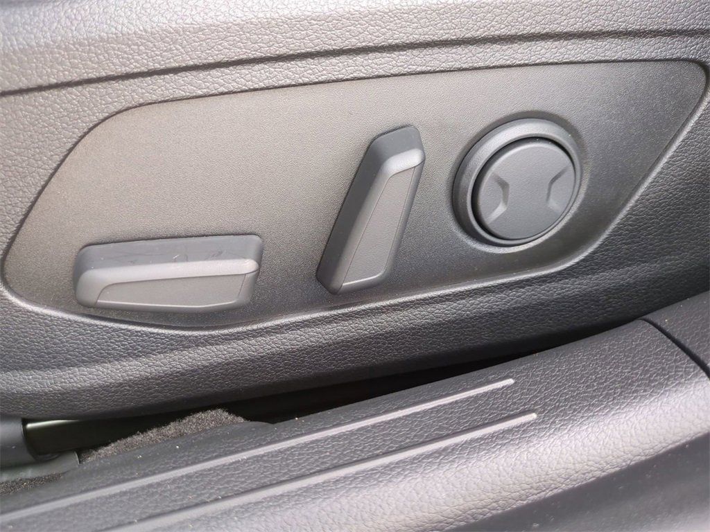 New 2025 Hyundai Sonata Limited image 19