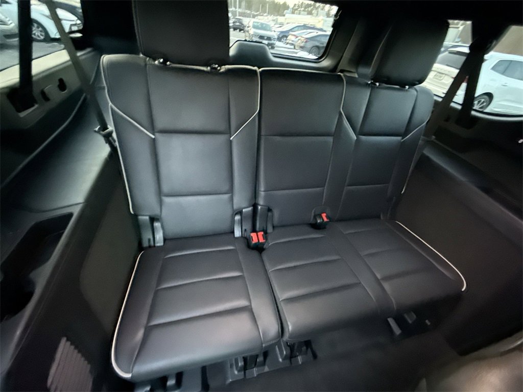 Used 2022 Cadillac Escalade ESV Premium Luxury image 25