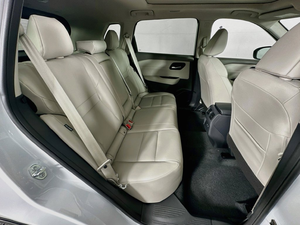 New 2027 Nissan Rogue Dark Armor AWD/4WD image 35