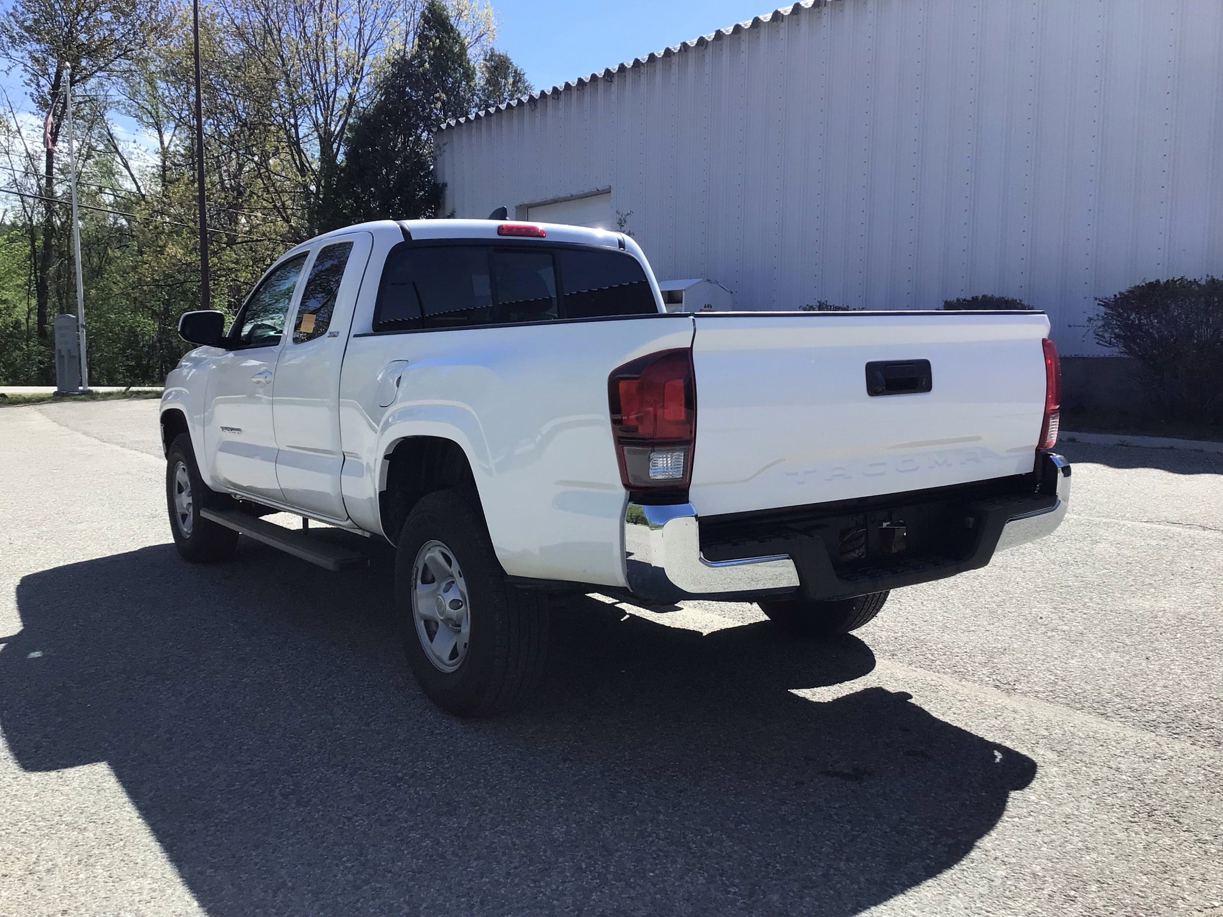 Used 2023 Toyota Tacoma SR5 RWD image 5