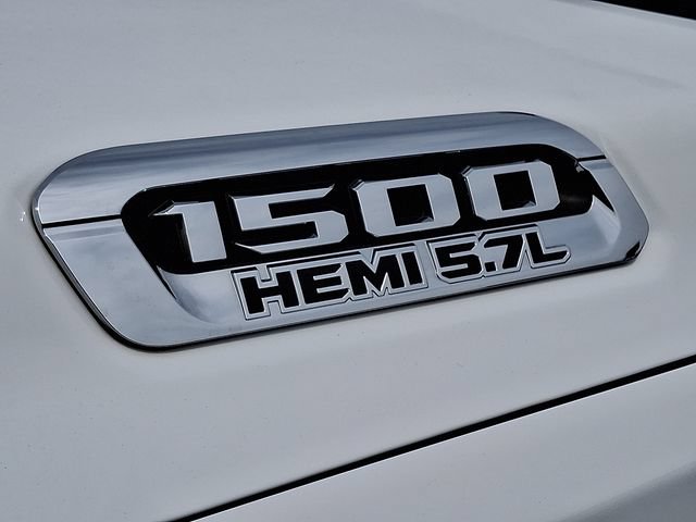 Used 2022 RAM 1500 Laramie AWD/4WD image 8