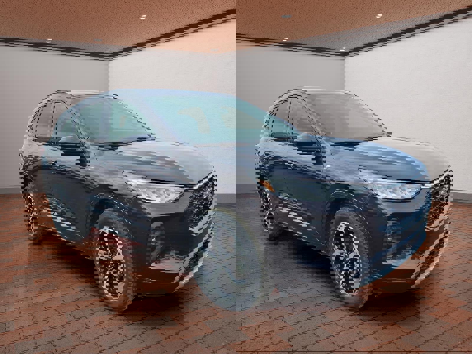 Used 2023 Ford Escape ST-Line Select w/ Tech Pack #2 image 2