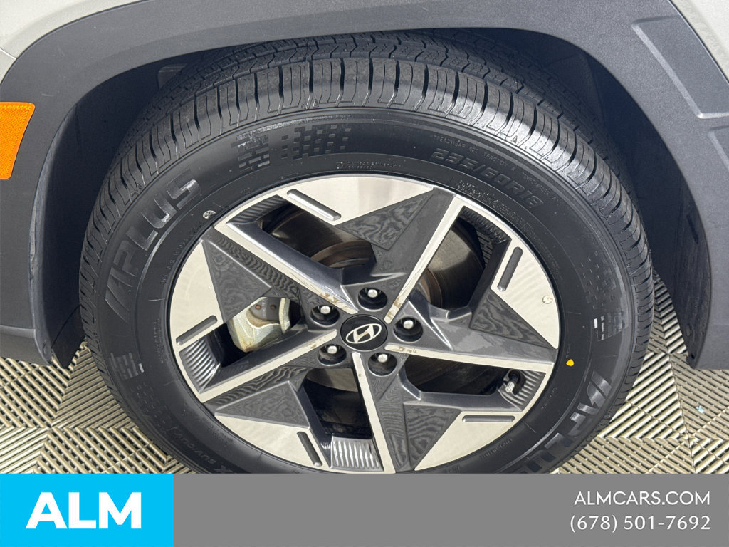 Used 2025 Hyundai Tucson SEL FWD image 14