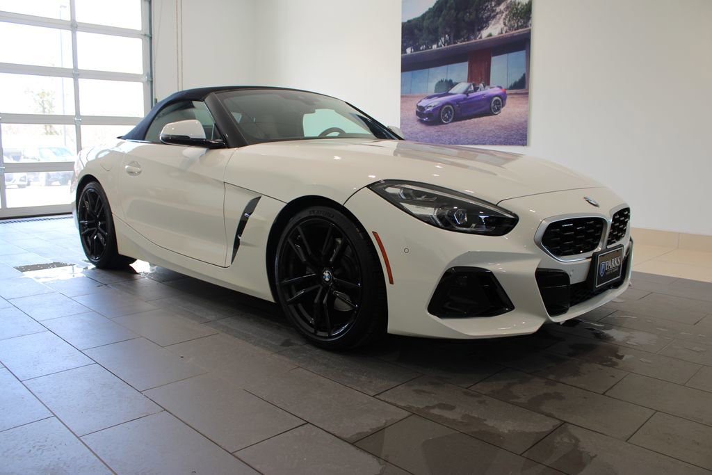 Used 2023 BMW Z4 sDrive30i w/ Premium Package image 2