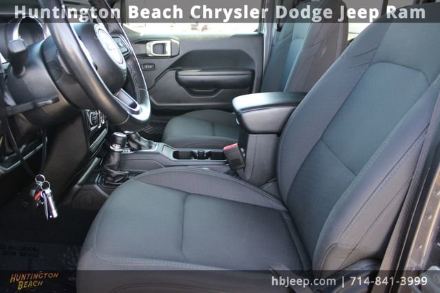 Used 2022 Jeep Wrangler Unlimited Sport image 31