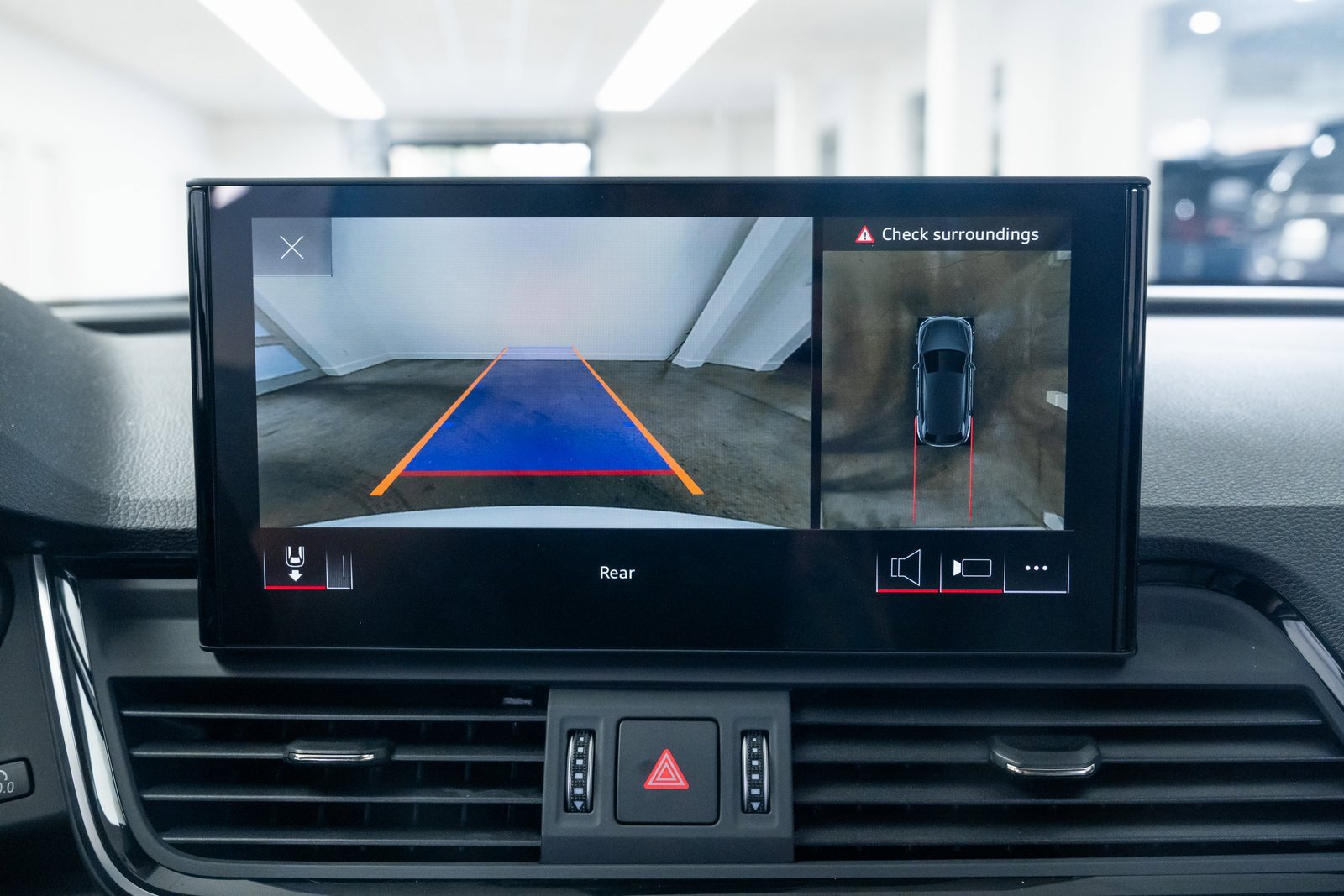 Used 2024 Audi Q5 e Premium Plus image 13