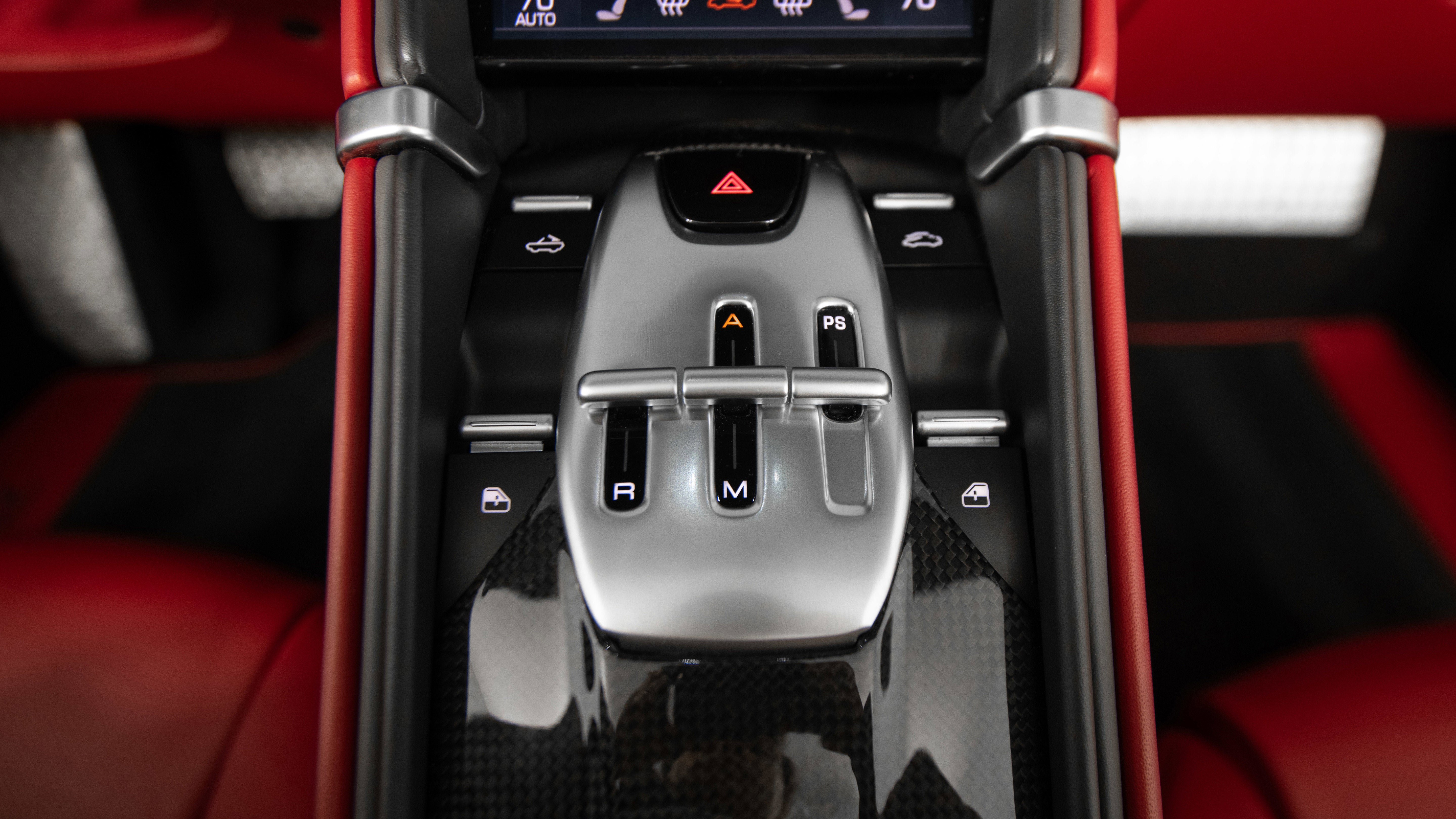 Certified 2024 Ferrari Roma Spider RWD image 41