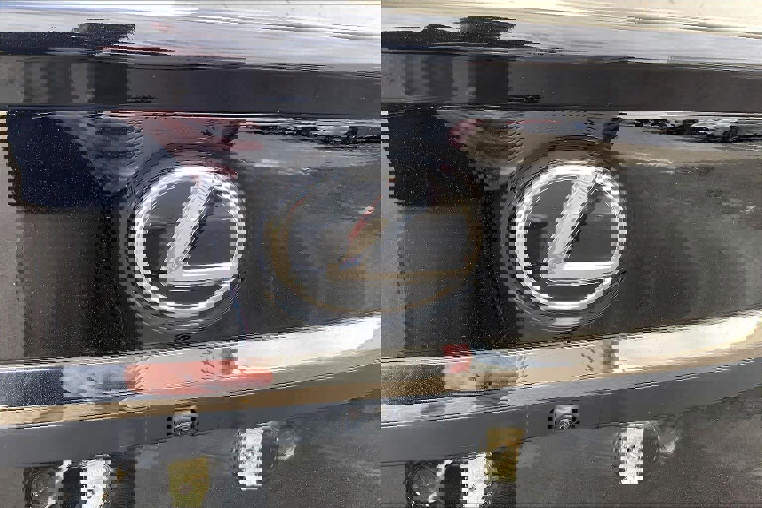 Used 2023 Lexus ES 350 F Sport w/ Accessory Package (Z2) image 31