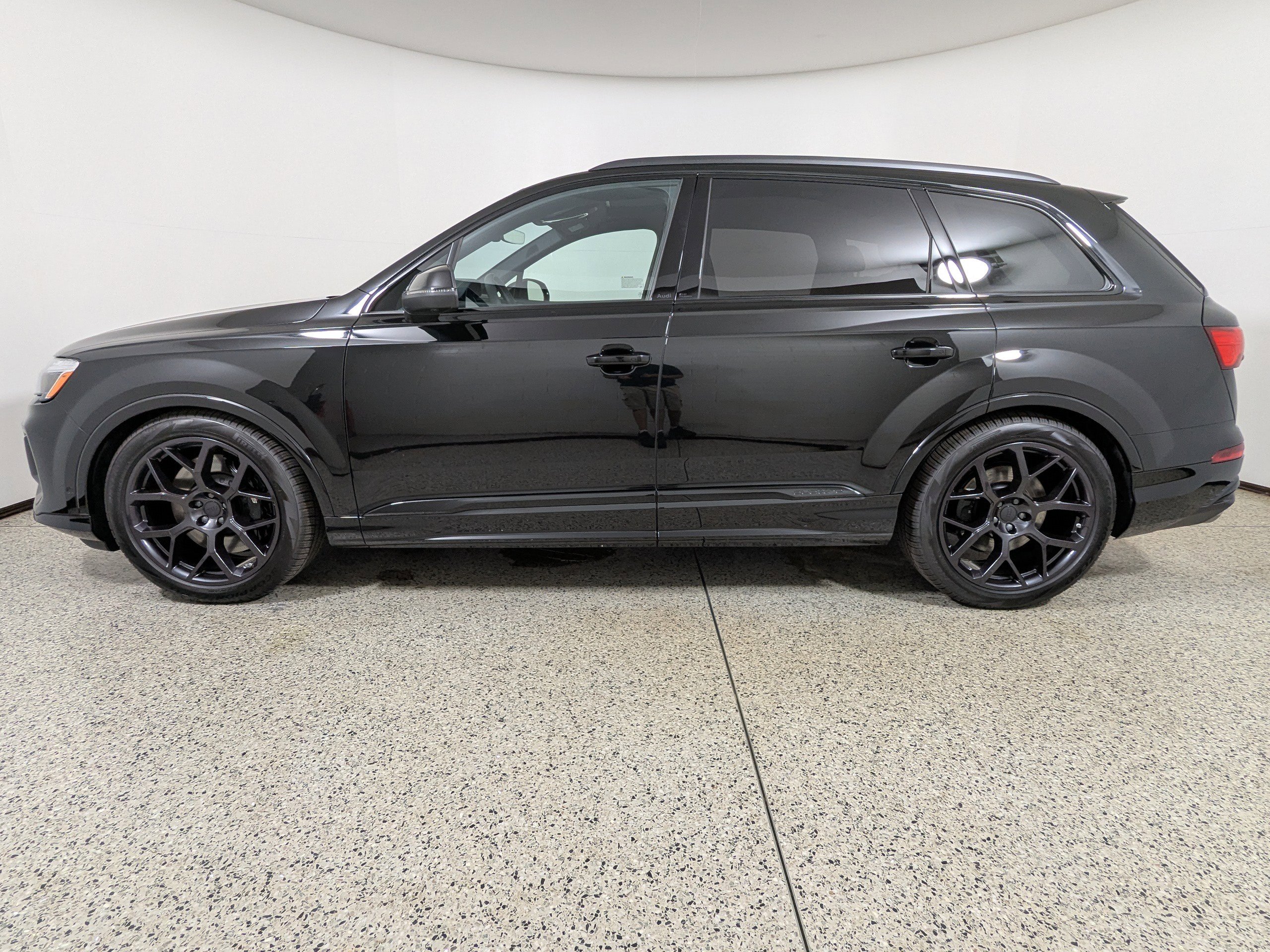 New 2026 Audi SQ7 Premium Plus image 4