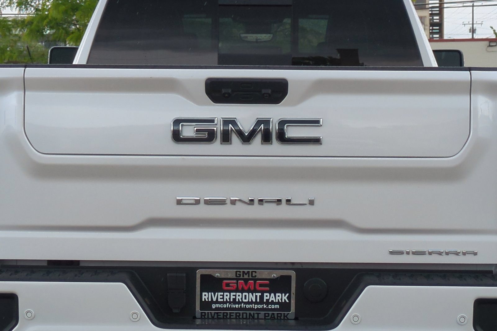Used 2025 GMC Sierra 2500 Denali Ultimate AWD/4WD image 47