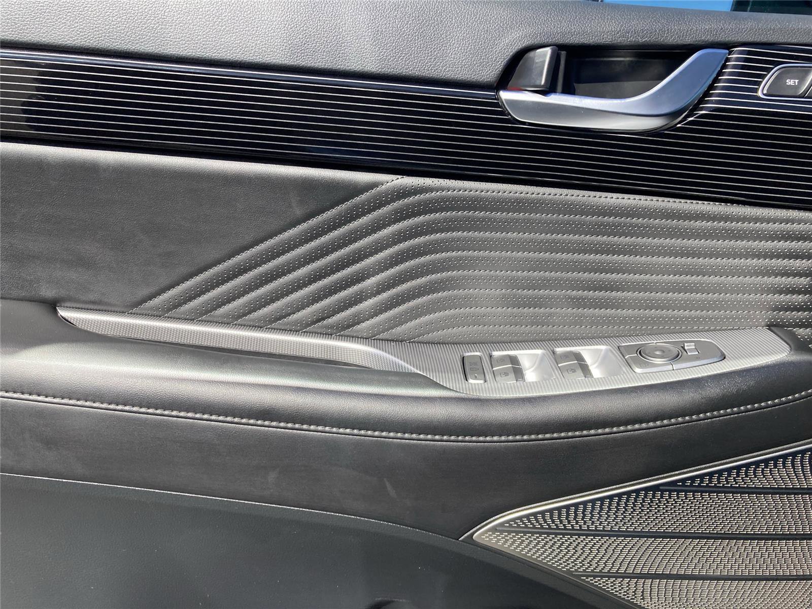 Used 2025 Hyundai Palisade Calligraphy image 24