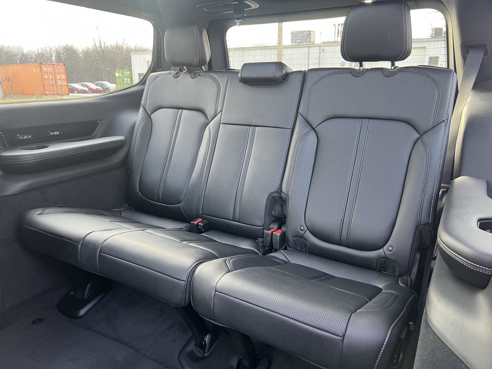 New 2026 Jeep Grand Wagoneer Summit image 37