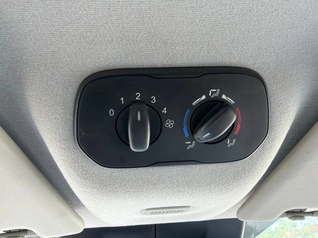 Used 2019 Ford Transit 150 XL RWD image 26