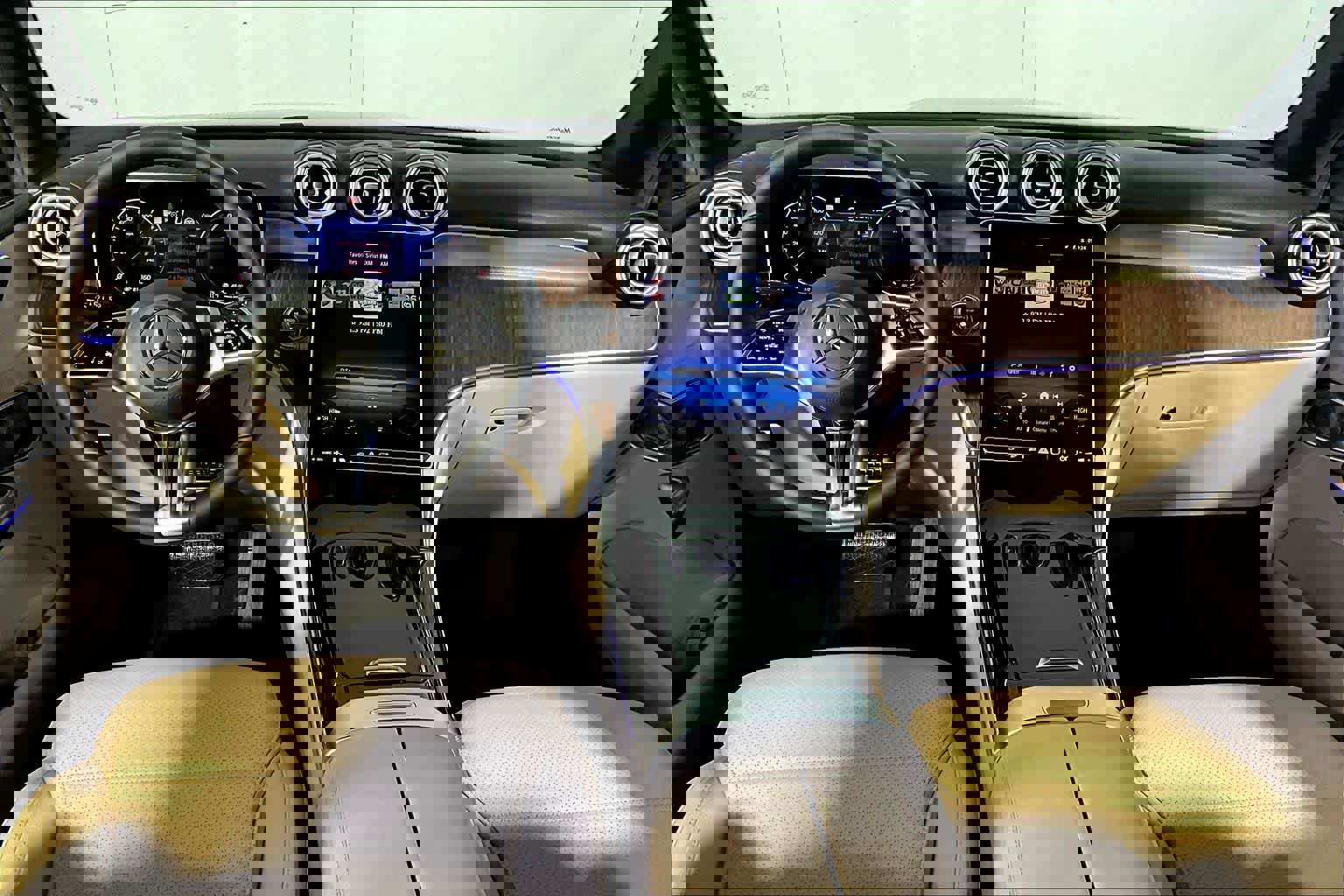 New 2026 Mercedes-Benz GLC 350e 4MATIC image 7