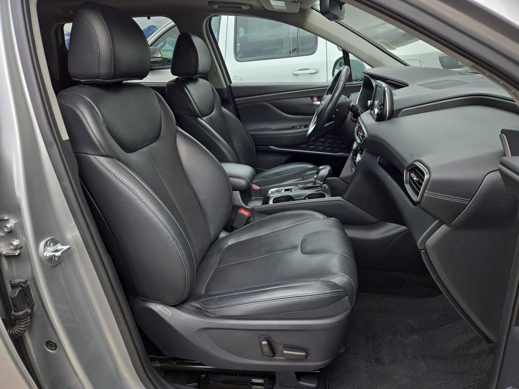 Used 2020 Hyundai Santa Fe SEL image 17